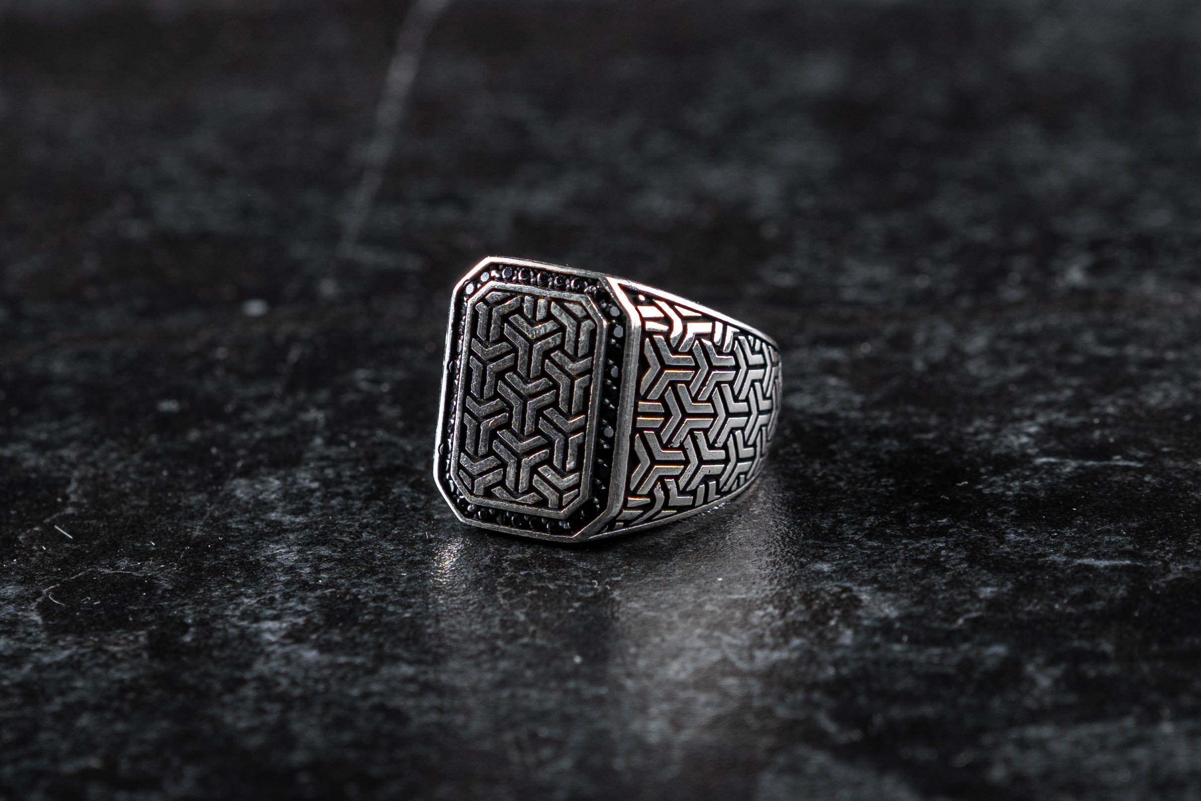 Imperium Sigil 925 sterling silver ring with black zircons